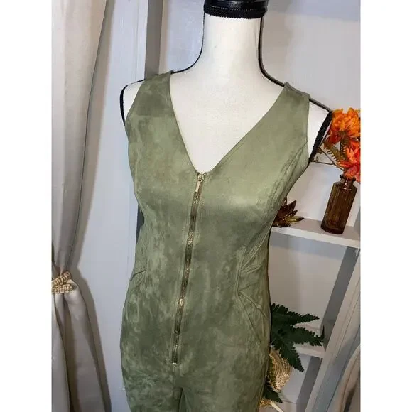 bebe GUC size Large Front Zip Velvet Like Feel Olive Green Jumpsuit - Picture 4 of 12